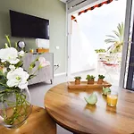 Διαμέρισμα Book Jet - Casa Adam