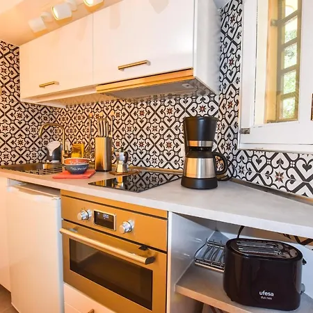 Book Jet - Casa Adam Apartmán *